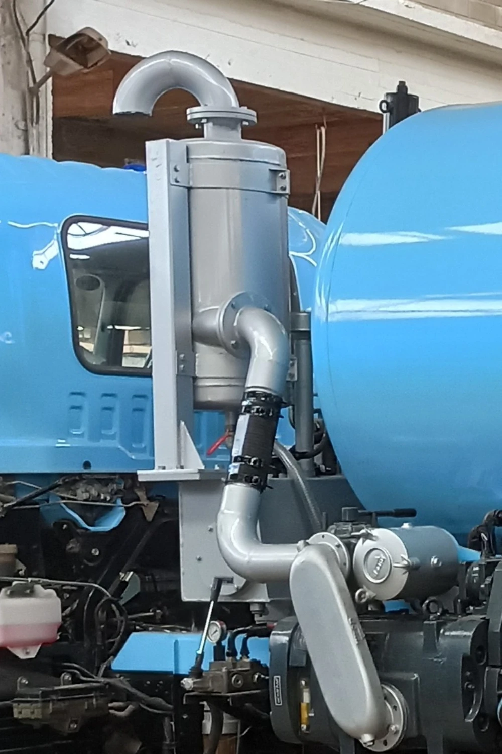 MSV pump and hose management